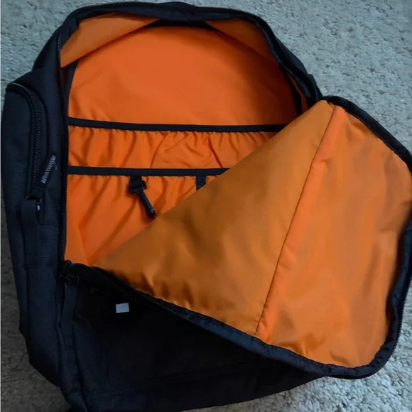 NWT Cobra Premium Backpack (394)